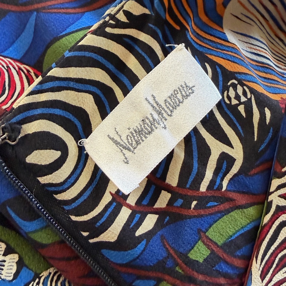 Neiman Marcus Multicolor Abstract Pattern Dress - image 7